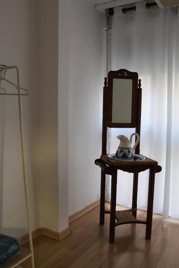 Al Pie Del Camarin Con Parking Gratis Apartment Jaen Exterior photo