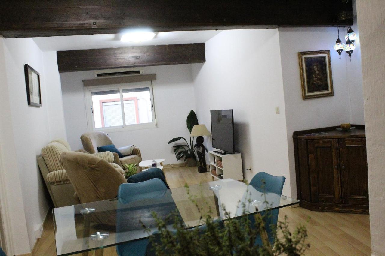 Al Pie Del Camarin Con Parking Gratis Apartment Jaen Exterior photo